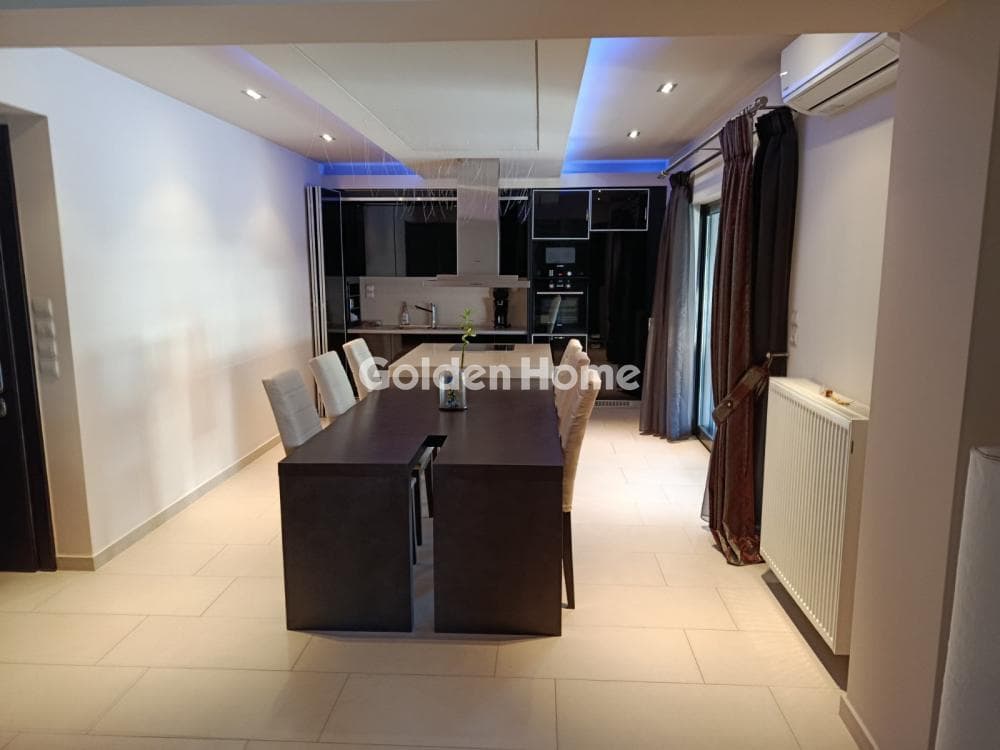 Apartment in Agios Nikolaos, Ilion — Photo 2 of 16