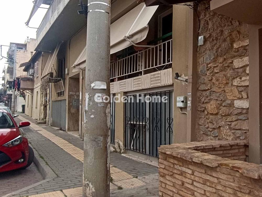 Αποθήκη στην Λαζάρου, Νέα Ιωνία
