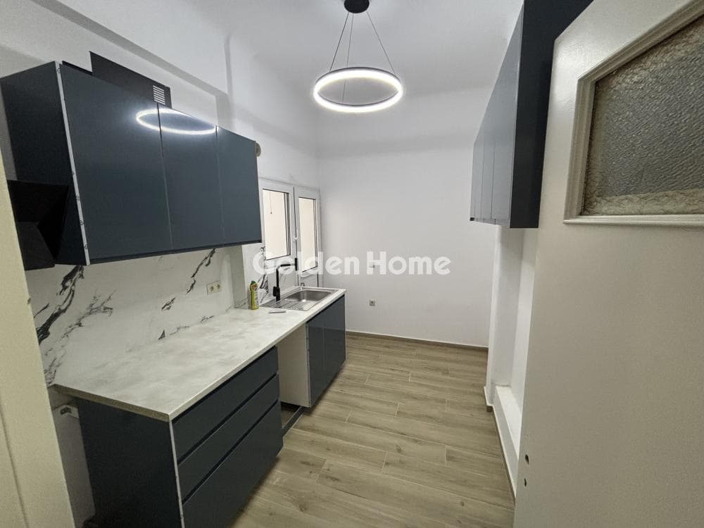Apartment in akadimia Platonos, Kolonos - Kolokinthous — Photo 9 of 12