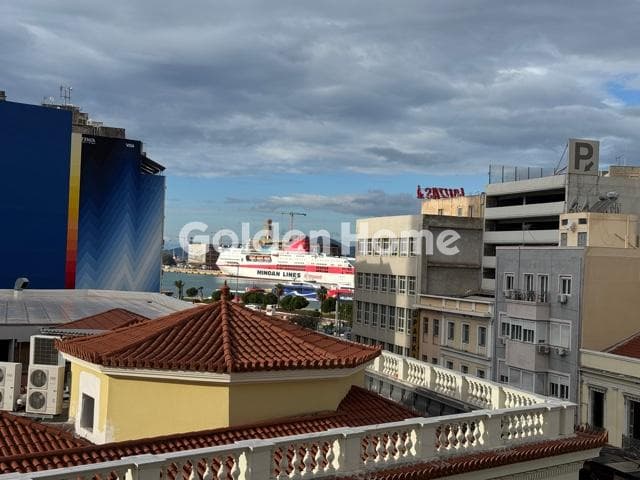 Apartment in Terpsithea, Piraeus — Photo 1 of 5