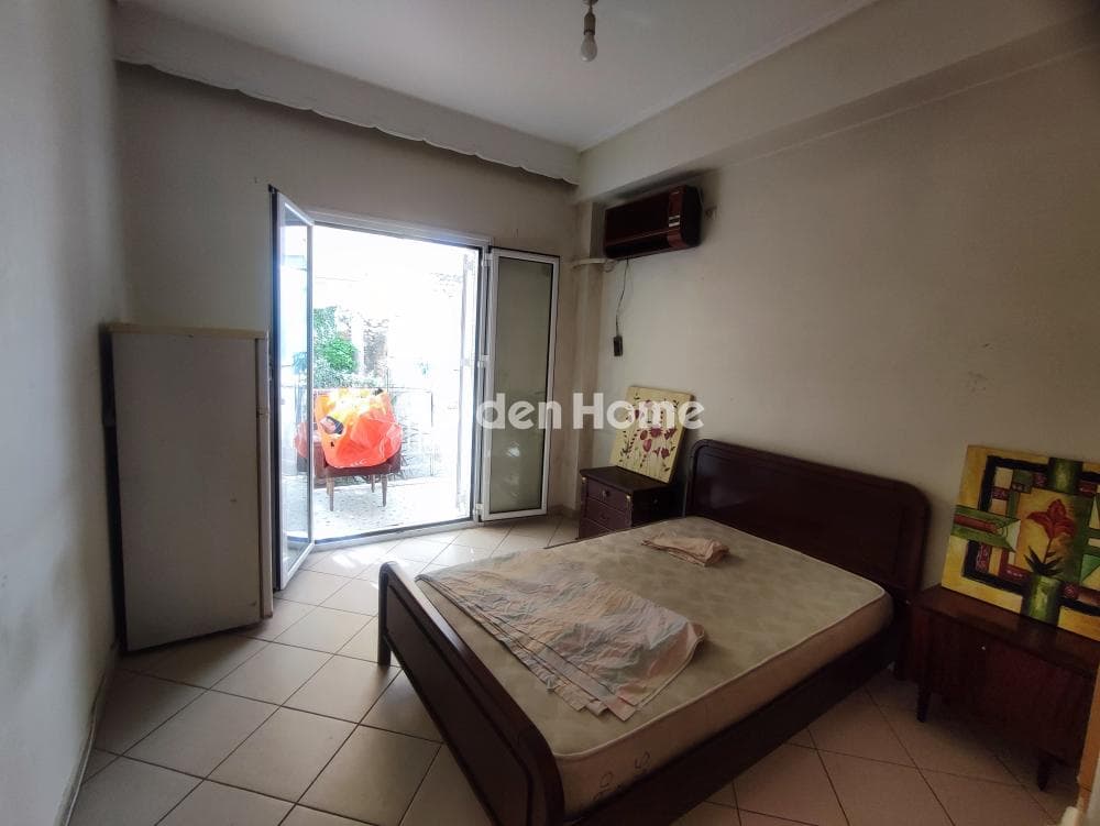 Apartment in Plateia Davaki, Kalithea — Photo 3 of 8