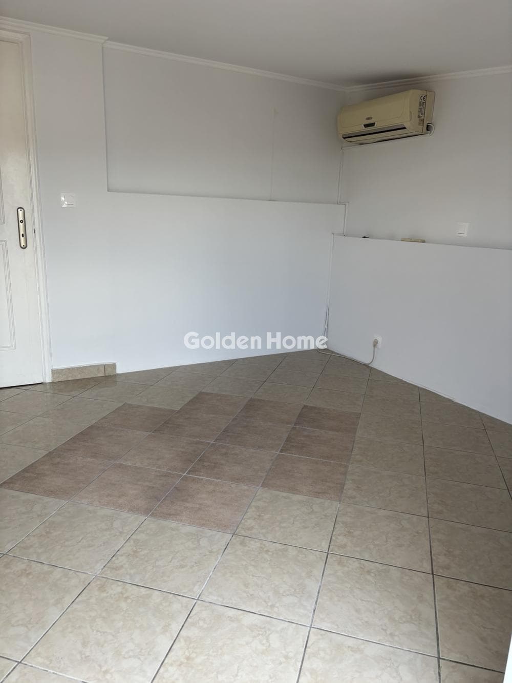 Apartment in Agia Sofia, Piraeus — Photo 13 of 23
