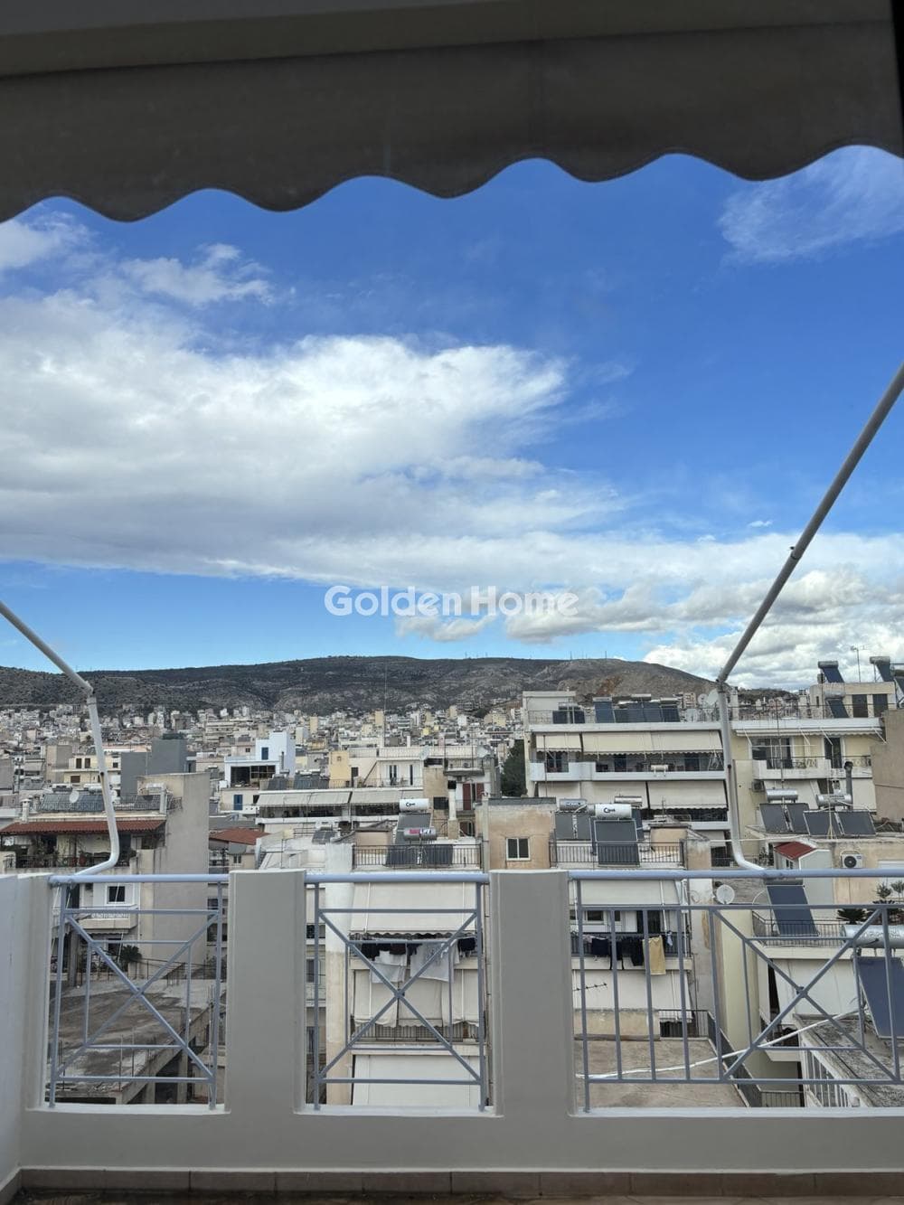 Apartment in Agia Sofia, Piraeus — Photo 1 of 23