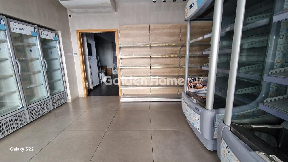 Retail Store in Panepistimioupoli, Zografou — Photo 10 of 10
