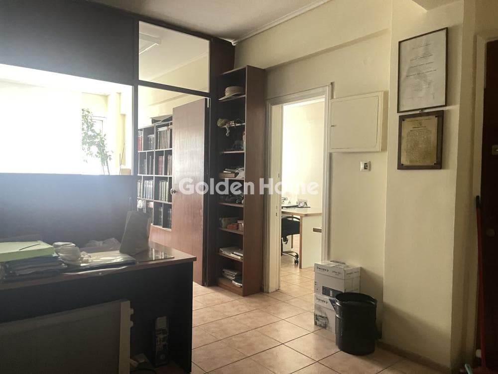 Office in Diilistiria, Piraeus — Photo 3 of 3