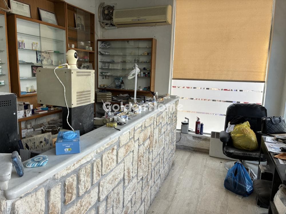 Retail Store in Eleftheroupoli, Nea Ionia — Photo 4 of 40