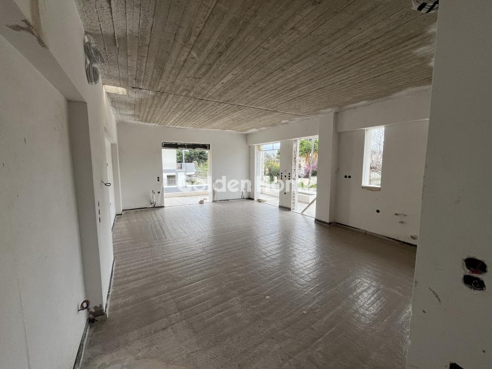 Μονοκατοικία στην Κέντρο, Αρτέμιδα (Λούτσα) — Φωτογραφία 8 από 12