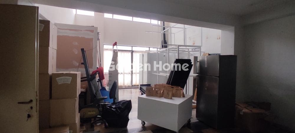 Retail Store in Kallipoli, Piraeus — Photo 5 of 13
