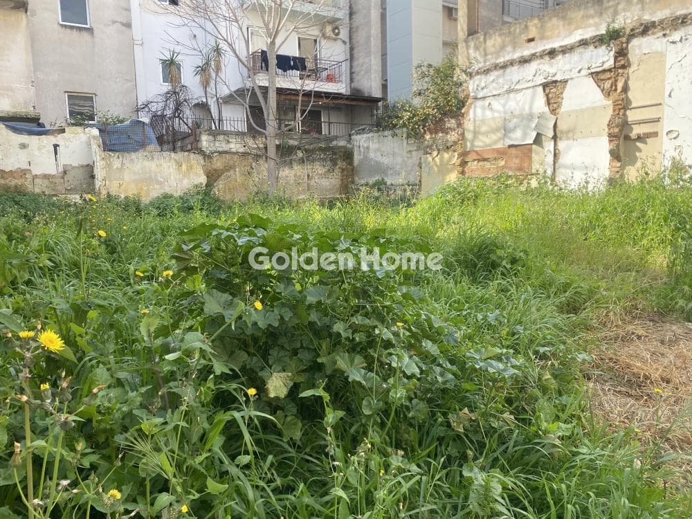 Building Plot in Mpournazi, Peristeri — Photo 1 of 3
