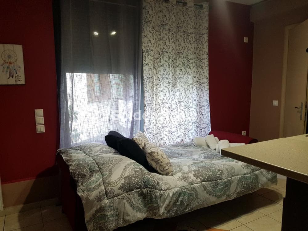 Apartment in Politechnioupoli, Zografou — Photo 1 of 6
