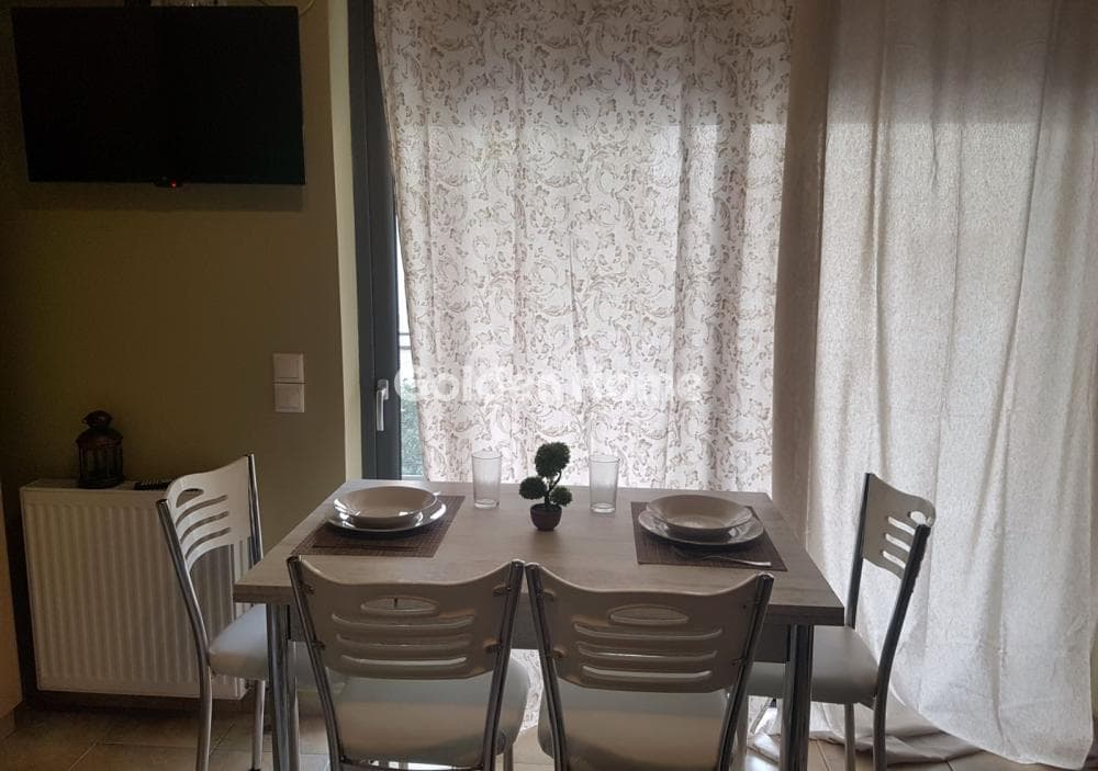 Apartment in Politechnioupoli, Zografou — Photo 1 of 7
