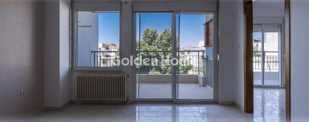 Apartment in Dendropotamos, Menemeni — Photo 1 of 11