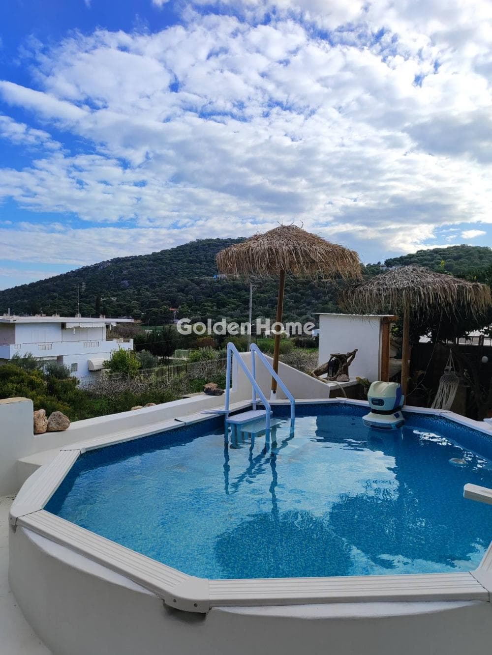 House in Giala, Salamina — Photo 9 of 100