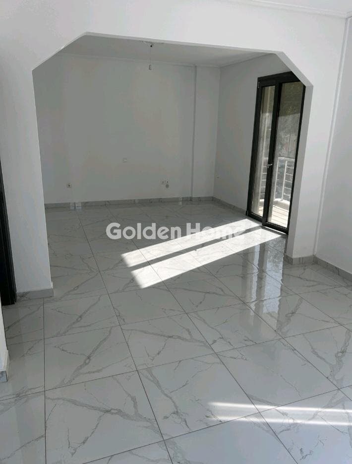 Apartment in Pirnari, Glyfada — Photo 5 of 11