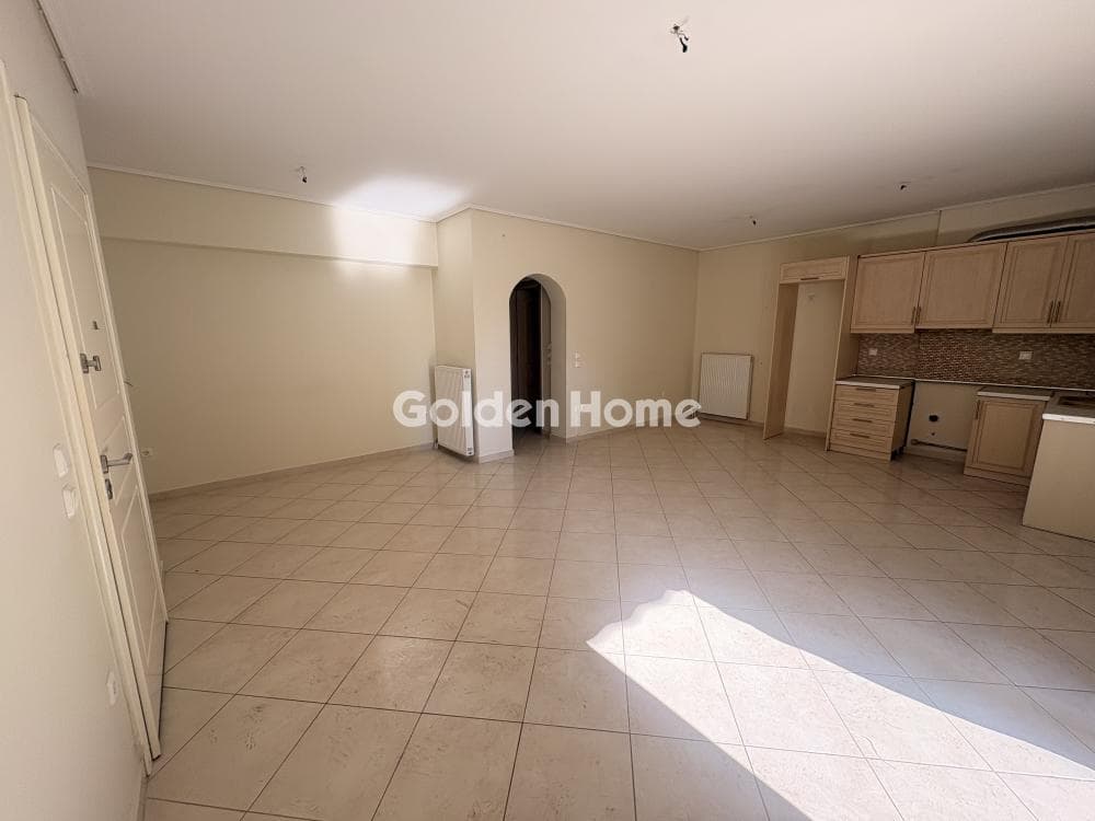 Apartment in Megala Sxoinia A, Acharnes — Photo 5 of 12