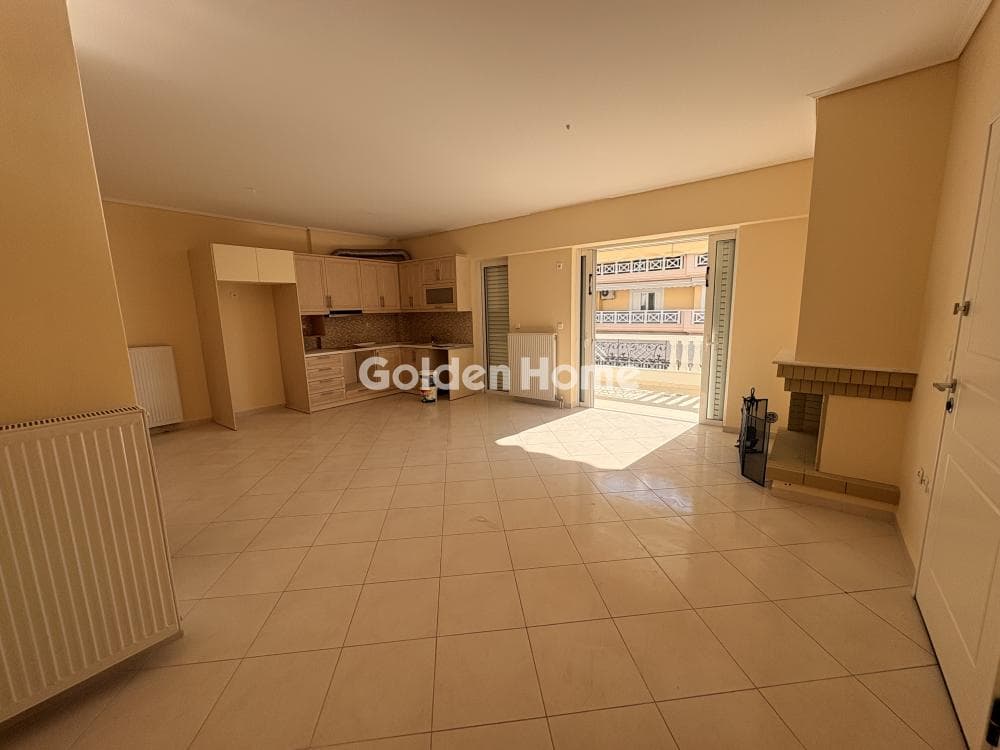 Apartment in Megala Sxoinia A, Acharnes — Photo 3 of 10