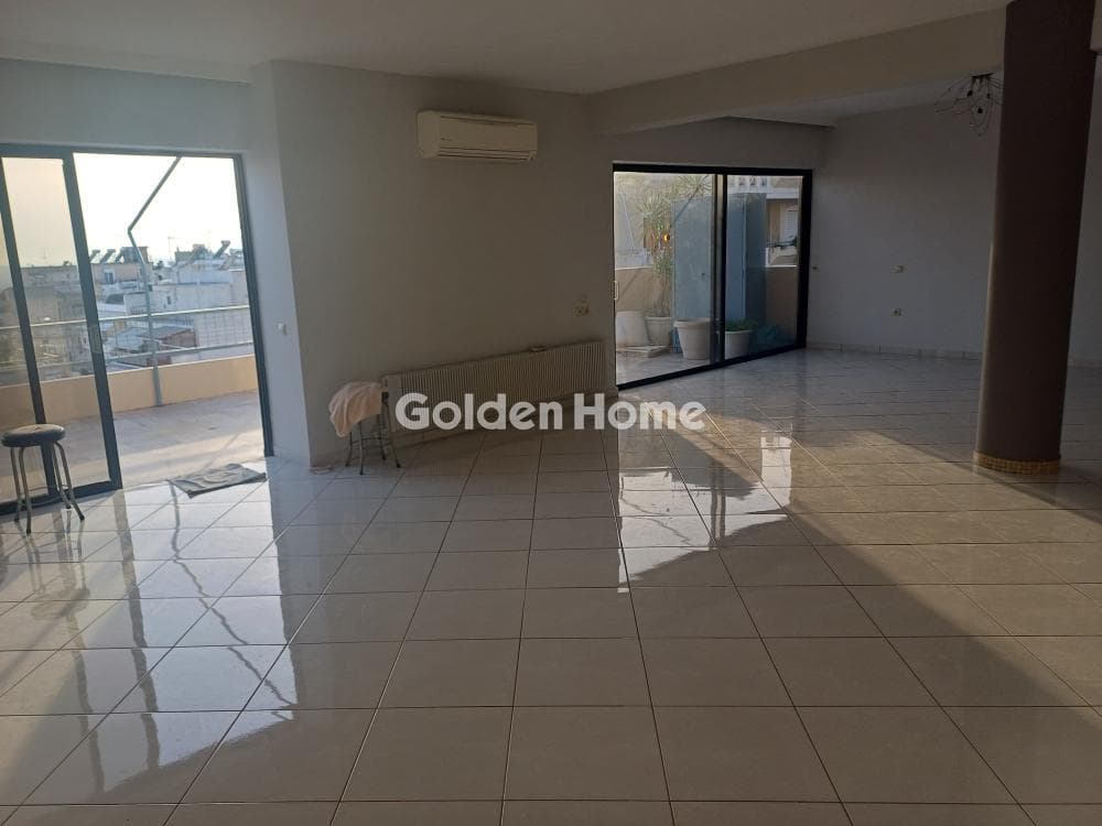 Apartment in Karagianneika, Galatsi — Photo 2 of 16
