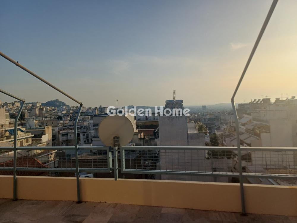 Apartment in Karagianneika, Galatsi — Photo 1 of 16