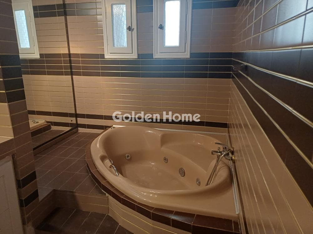 Apartment in Karagianneika, Galatsi — Photo 14 of 16