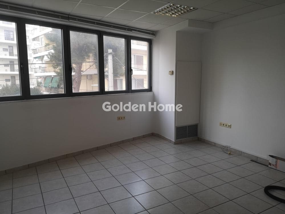 Office in Neo Terma, Marousi — Photo 2 of 11
