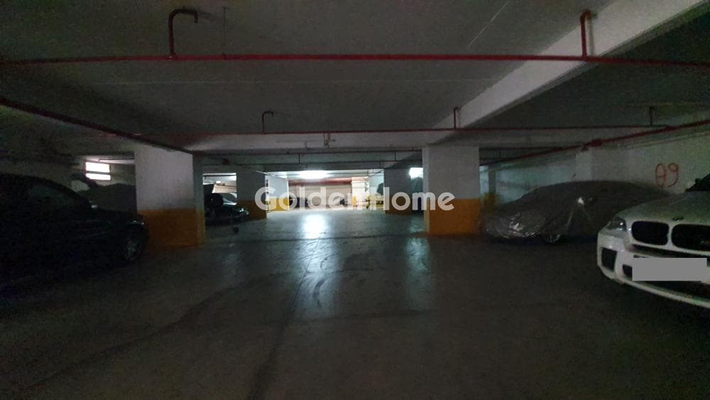 Parking Space in Ano Vrilissia, Vrilissia — Photo 7 of 11