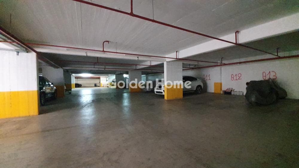 Parking Space in Ano Vrilissia, Vrilissia — Photo 1 of 11