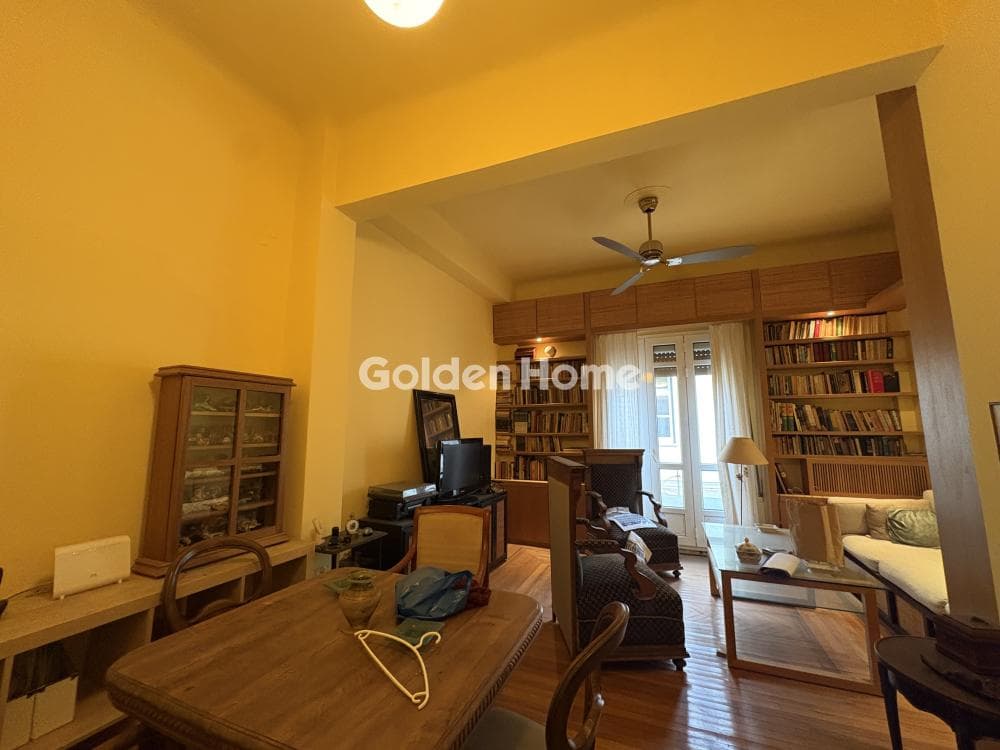 Apartment in Fix, Koukaki - Makrigianni — Photo 1 of 5