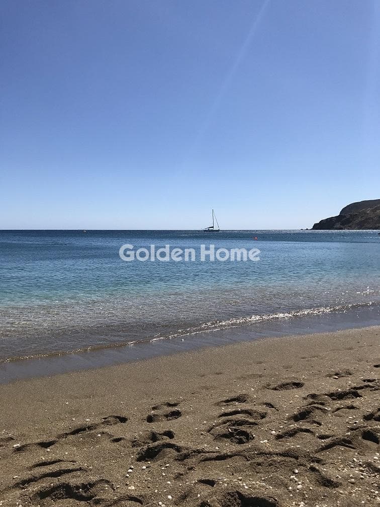 Αγροτεμάχιο στην Θειωρυχείο, Μήλος — Φωτογραφία 1 από 23