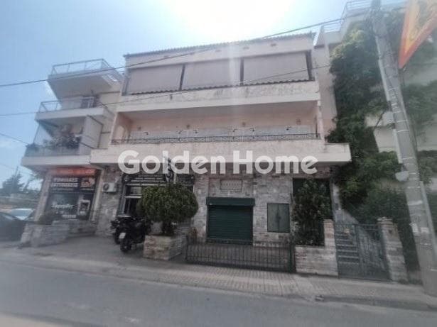 Apartment in Paradeisos, Agia Paraskevi — Photo 1 of 2