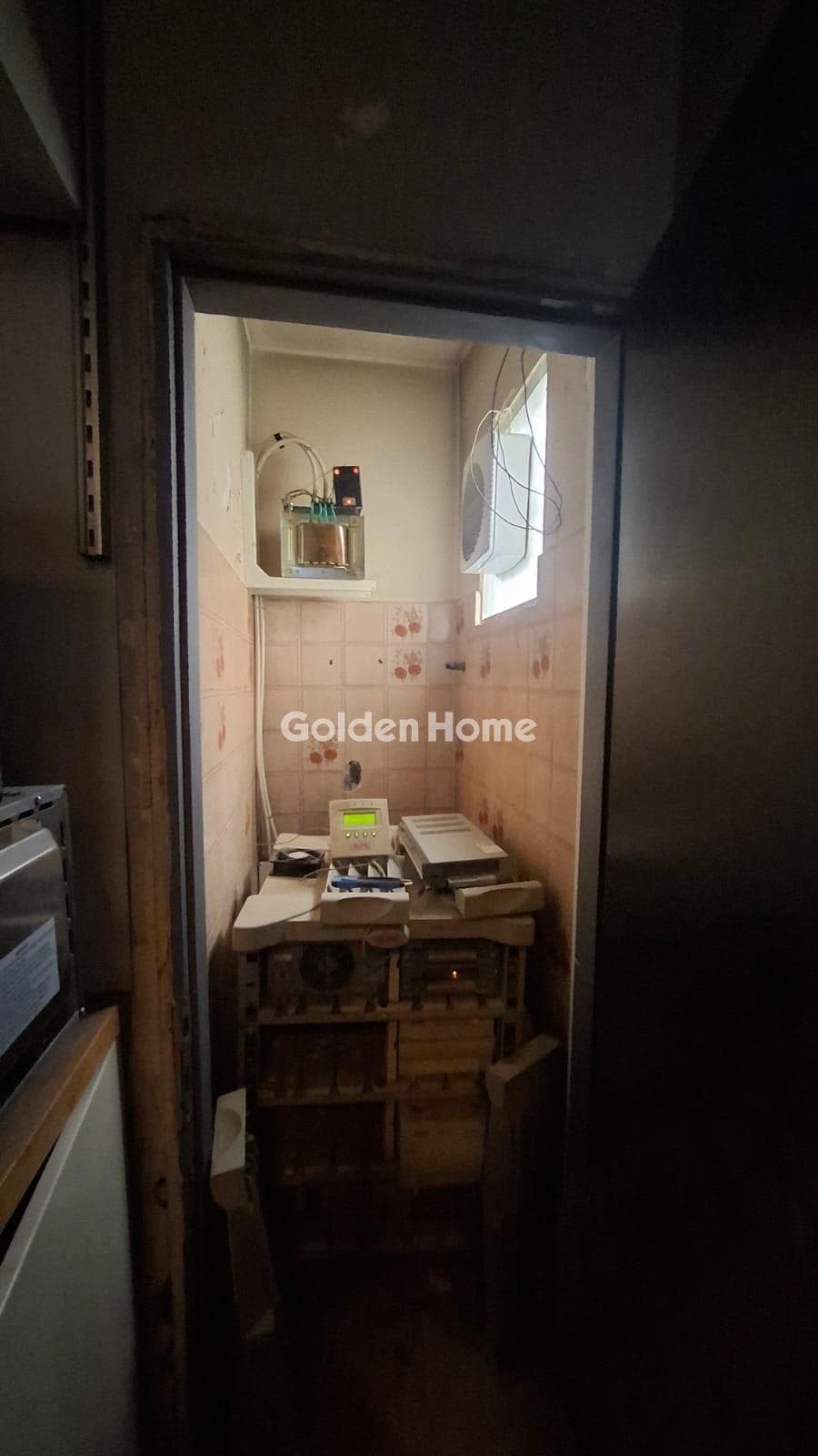 Retail Store in Lofos Kokkou, Galatsi — Photo 15 of 29