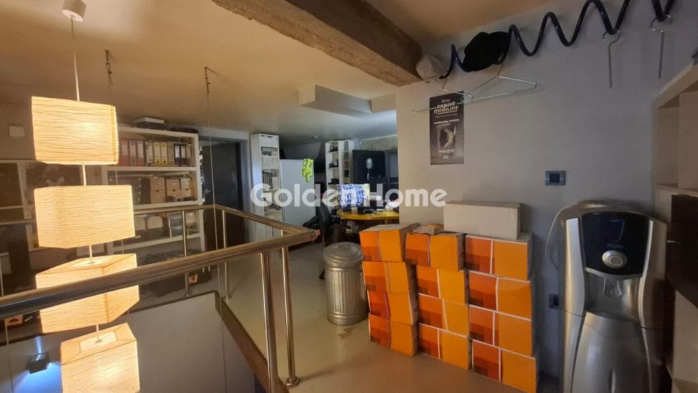 Retail Store in Lofos Kokkou, Galatsi — Photo 10 of 29