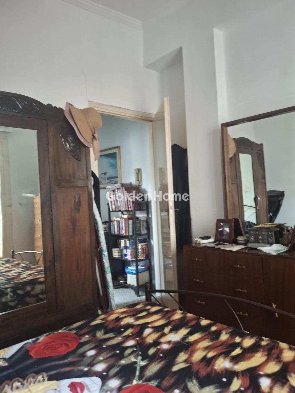 Apartment in Chatzikiriakeio, Piraeus — Photo 9 of 15