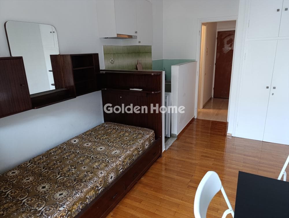 Apartment in Pigada, Piraeus — Photo 2 of 4
