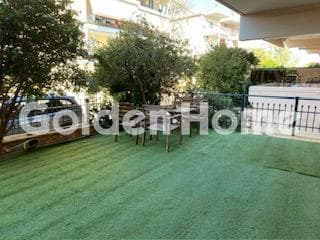 Apartment in Paralia Porovitsas, Akrata — Photo 10 of 11