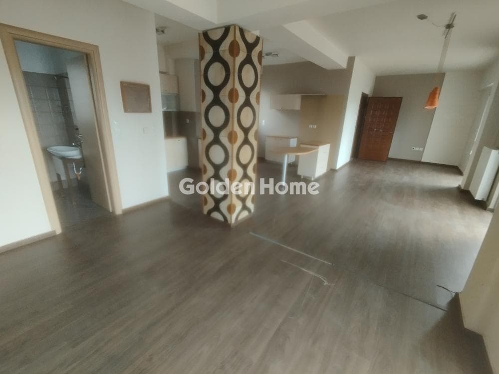 Apartment in Kanapitsa, Metamorfosi — Photo 2 of 18