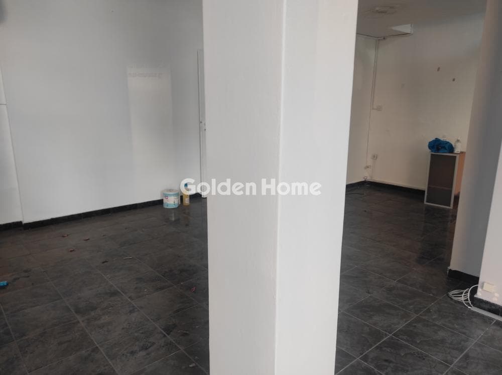Retail Store in Plateia Davaki, Kalithea — Photo 2 of 9
