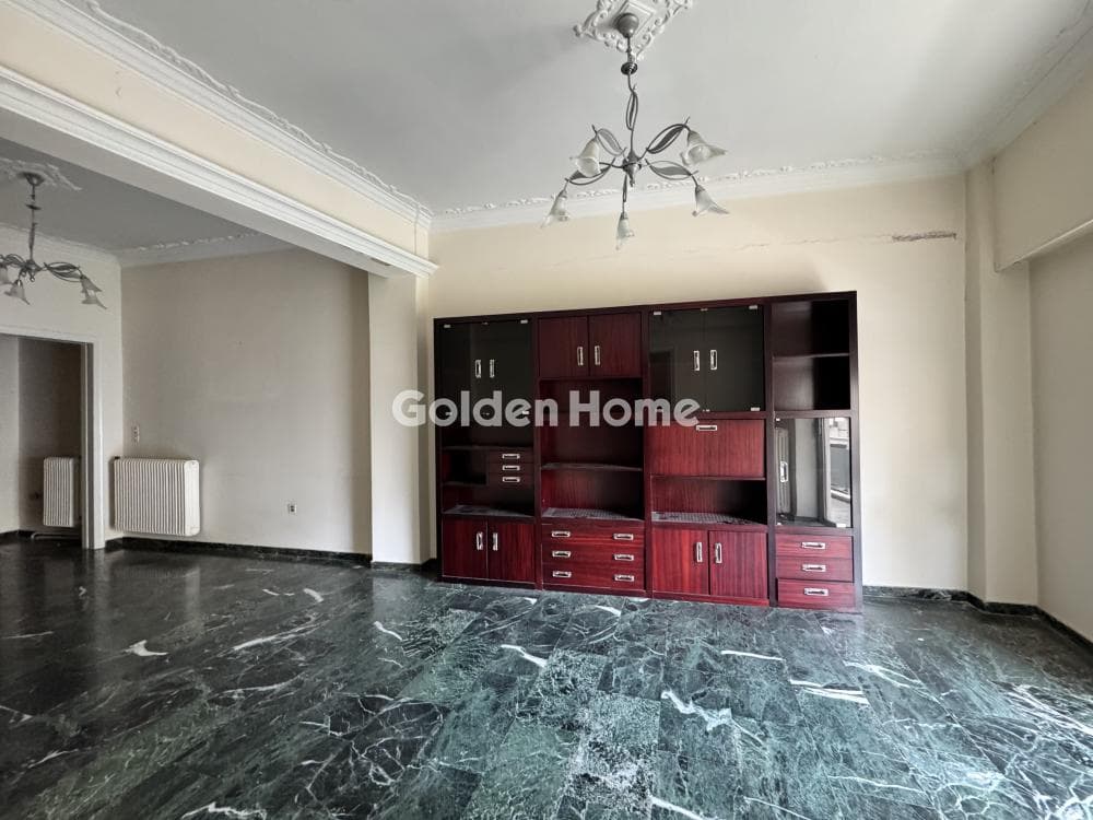 Apartment in Lofos Filaretou, Kalithea — Photo 2 of 13