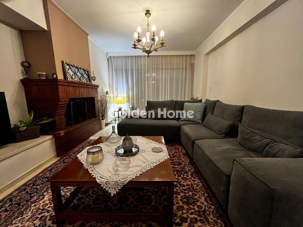 Apartment in Kato Halandri, Chalandri — Photo 2 of 15