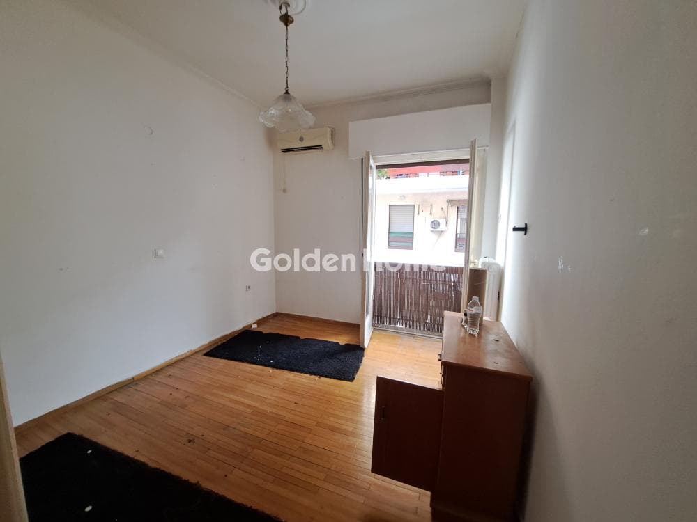 Apartment in Agios Ioannis, Neos Kosmos — Photo 1 of 11
