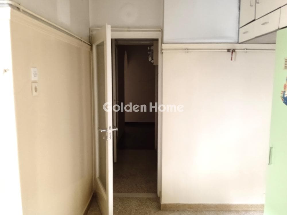 Apartment in Fokionos Negri, Kipseli — Photo 23 of 29