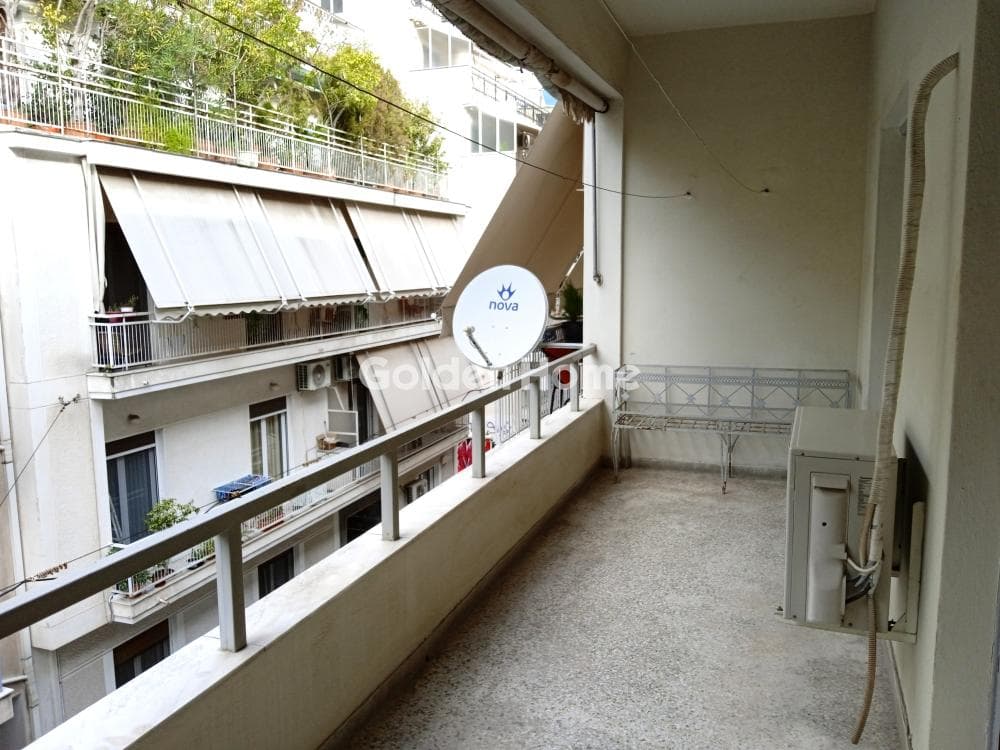 Apartment in Fokionos Negri, Kipseli — Photo 2 of 29