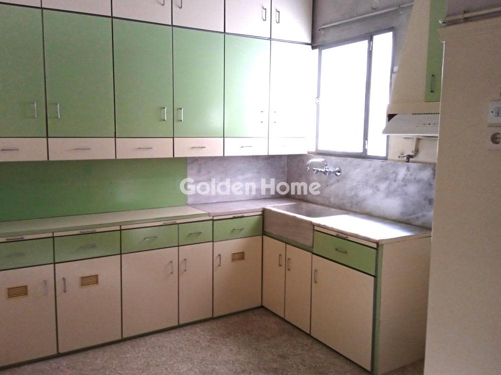 Apartment in Fokionos Negri, Kipseli — Photo 24 of 29