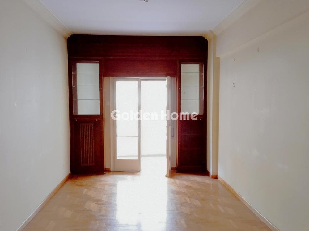 Apartment in Fokionos Negri, Kipseli — Photo 3 of 29