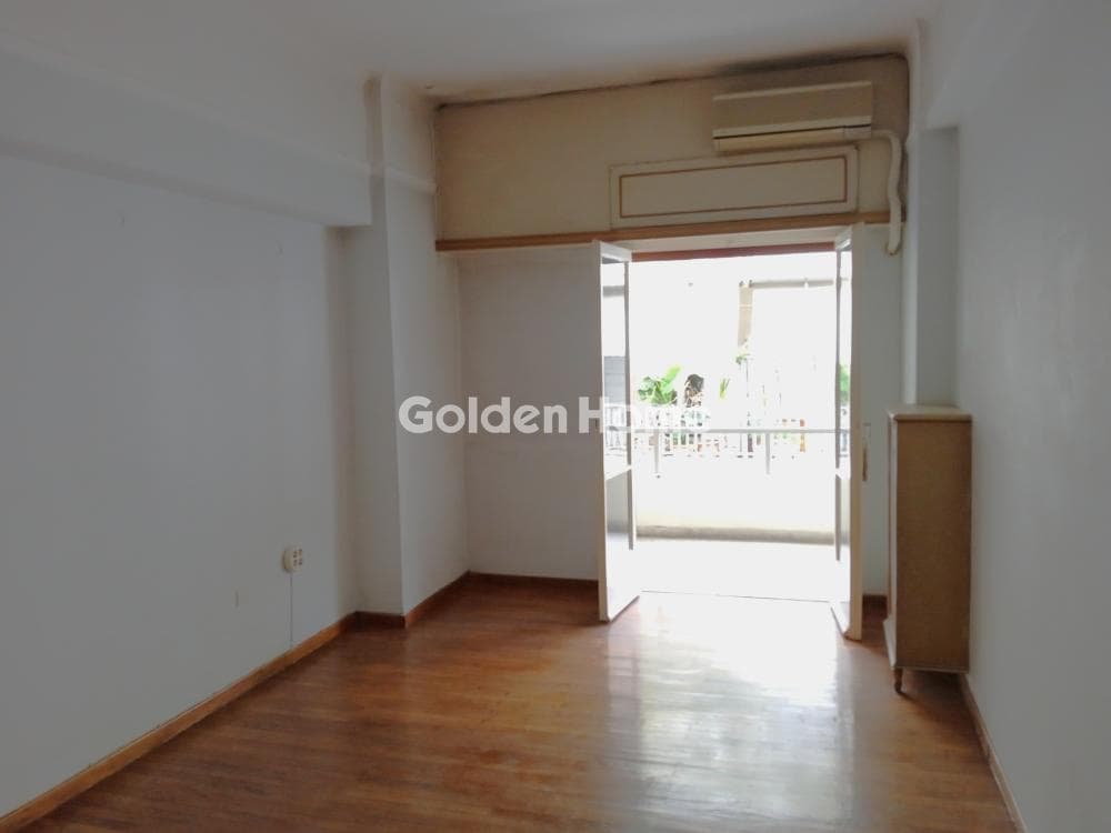Apartment in Fokionos Negri, Kipseli — Photo 10 of 29
