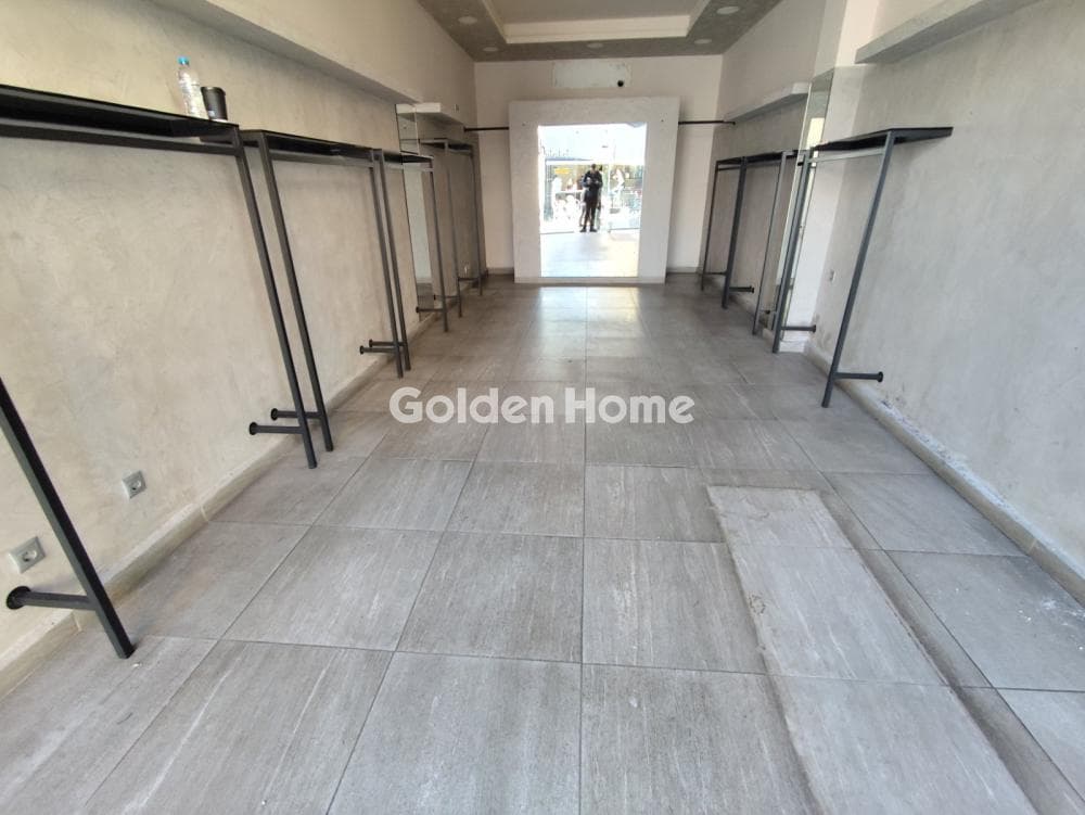 Retail Store in Neo Terma, Marousi — Photo 1 of 3