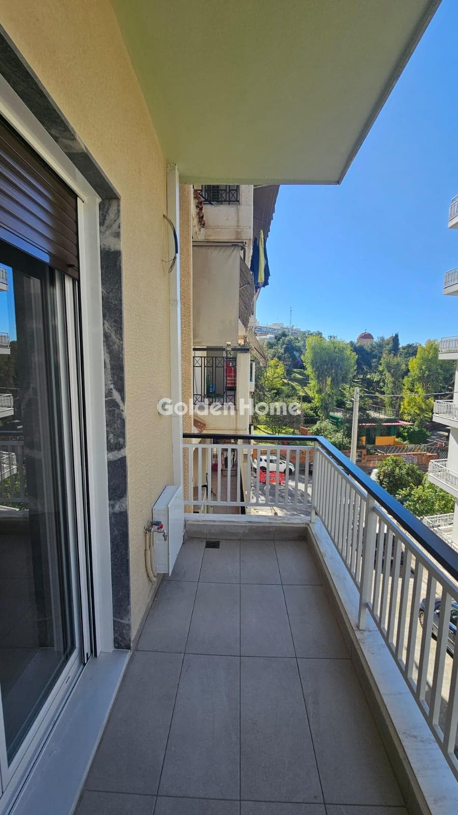 Apartment in Analipsi, Vironas — Photo 1 of 17