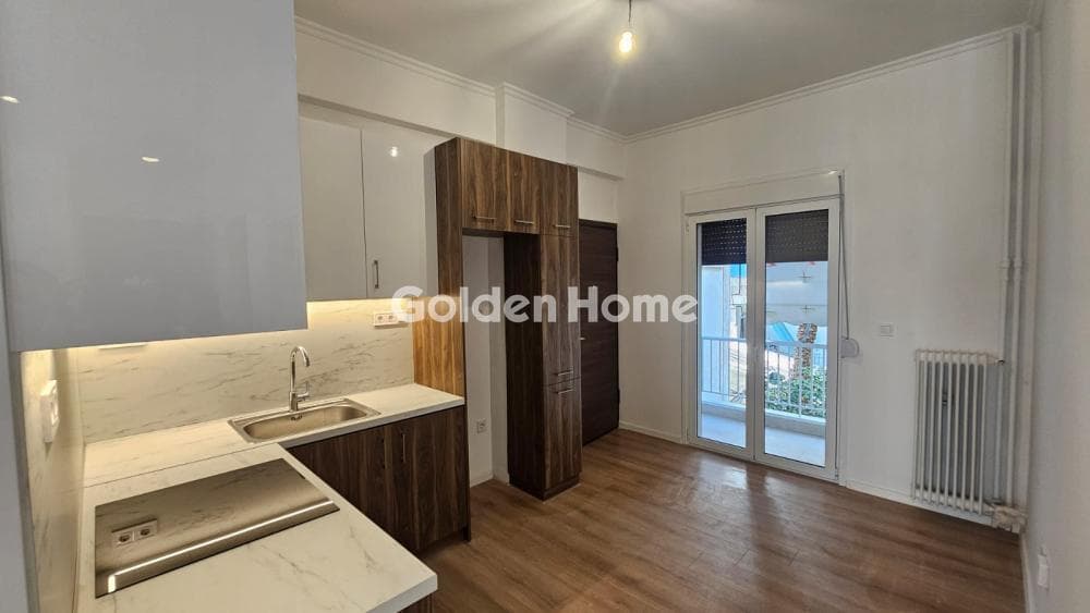 Apartment in Analipsi, Vironas — Photo 2 of 17