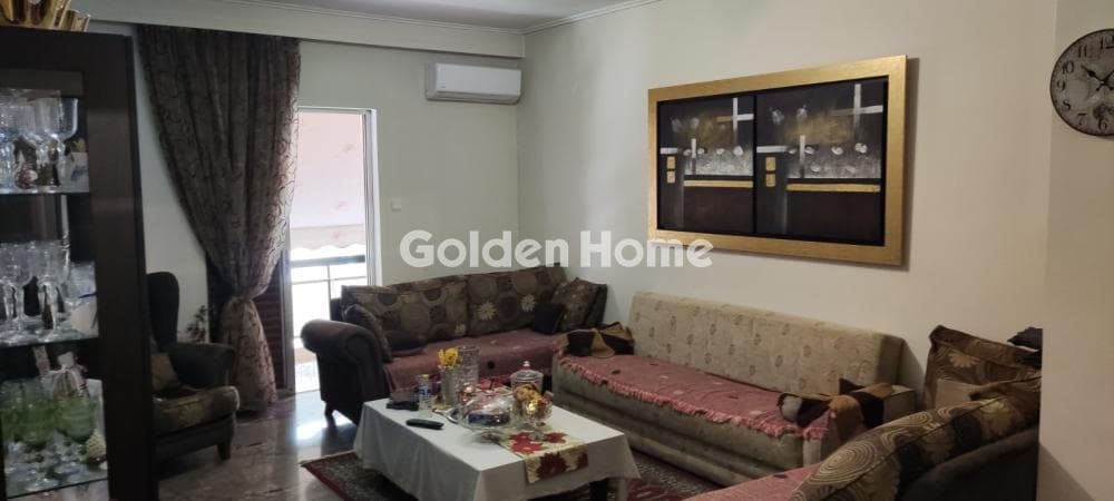Apartment in Analipsi, Vironas — Photo 1 of 7
