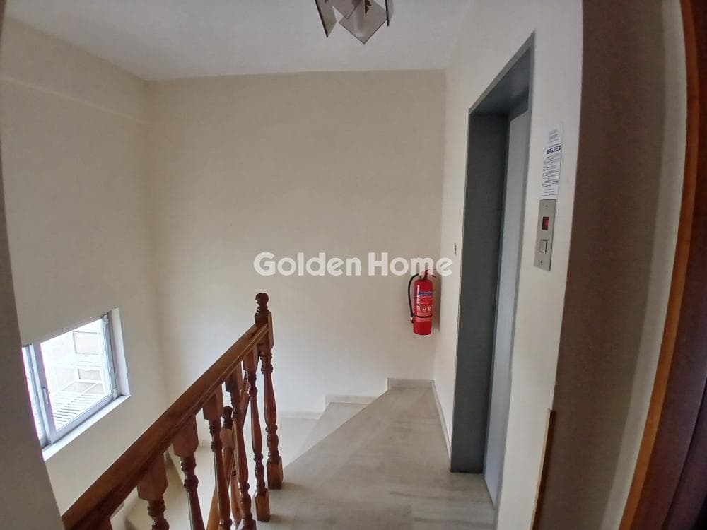 Apartment in Politeia, Nea Erithraia — Photo 19 of 21