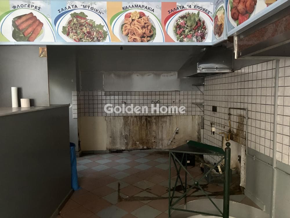 Retail Store in Palaia Kokkinia, Piraeus — Photo 5 of 16